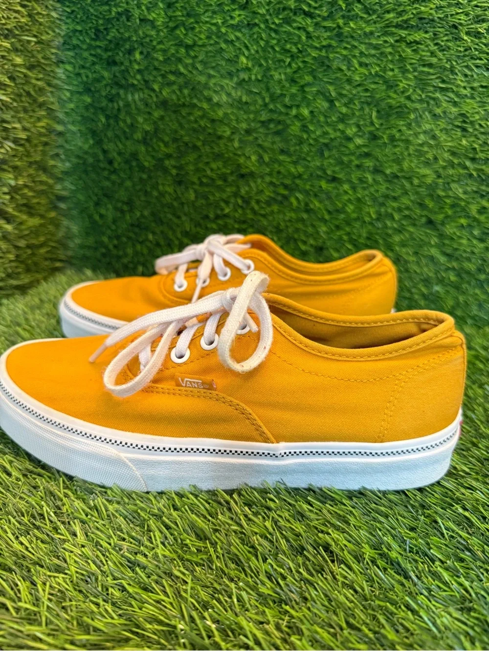 Vans Doheny Canvas Lace-Up Sneakers in Mustard Yellow women 7